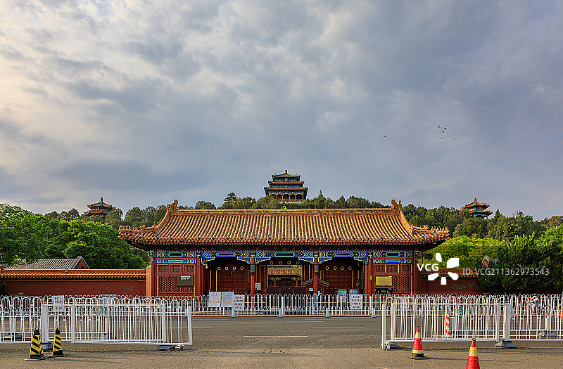 北京景山公园南门图片素材