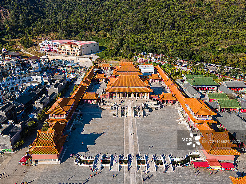 航拍佛山南海西樵山国艺影视城图片素材