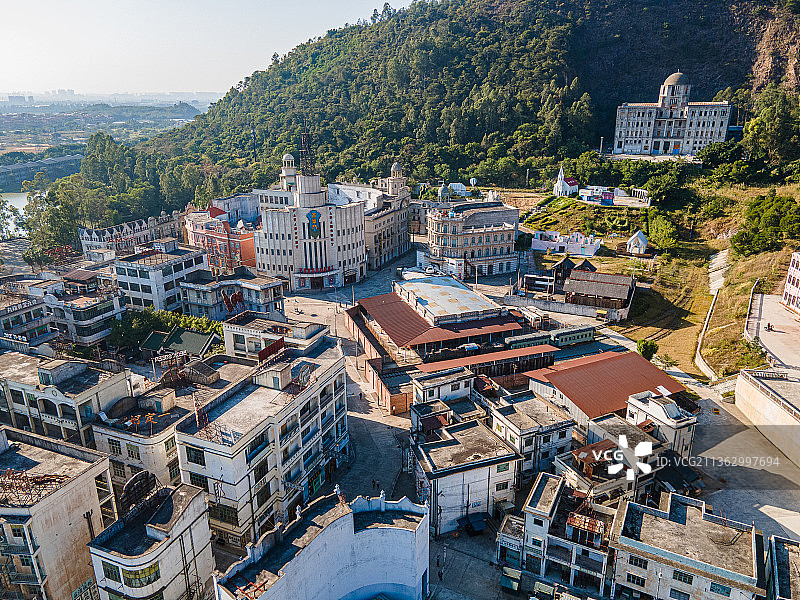 航拍佛山南海西樵山国艺影视城图片素材