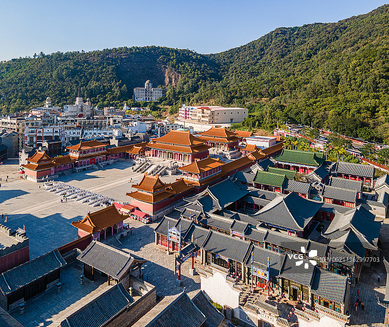 航拍佛山南海西樵山国艺影视城图片素材