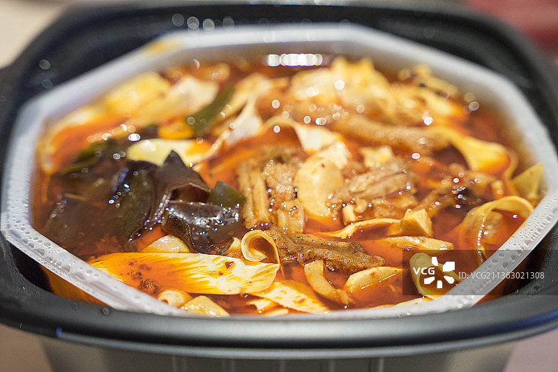 麻辣牛肚火锅自嗨锅图片素材