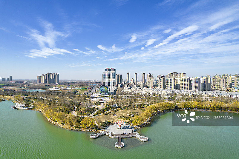 河南省新乡市平原新区凤湖风景区图片素材