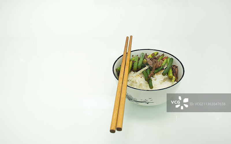 静物美食开饭时刻图片素材