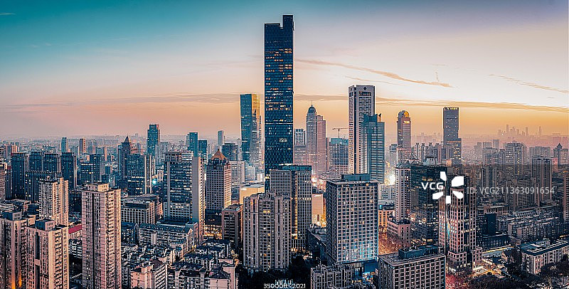 新街口的黄昏图片素材