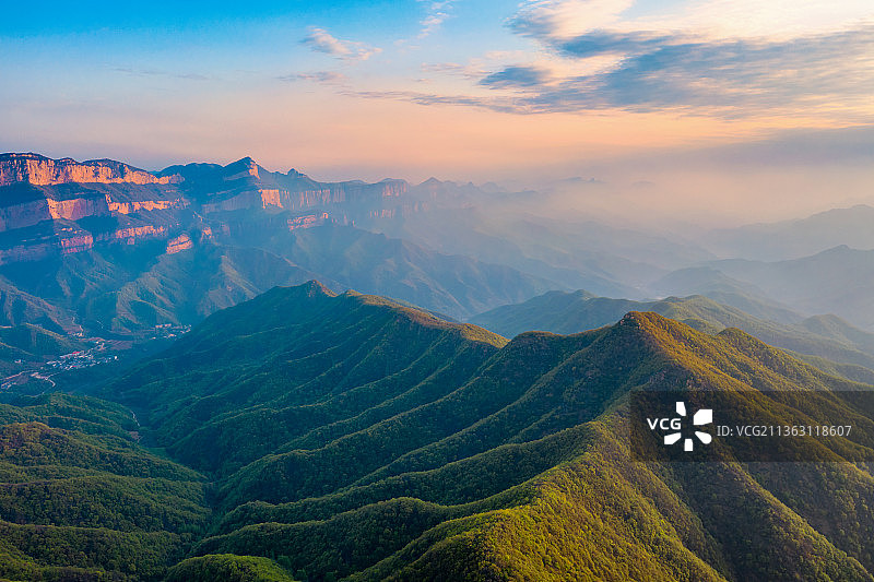 航拍石家庄嶂石岩景区风光图片素材