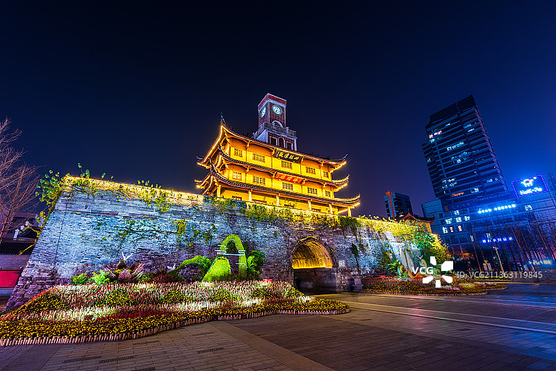 中国浙江宁波鼓楼夜景风光图片素材