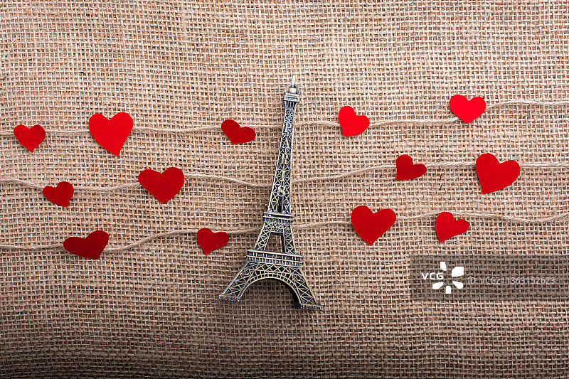 埃菲尔铁塔心形图标爱心概念图片素材