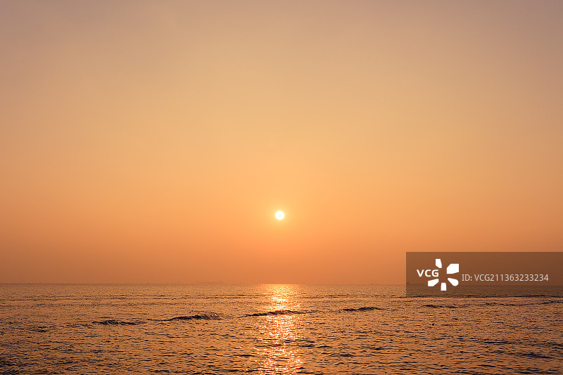 香港长洲岛日落海滩金色风光图片素材