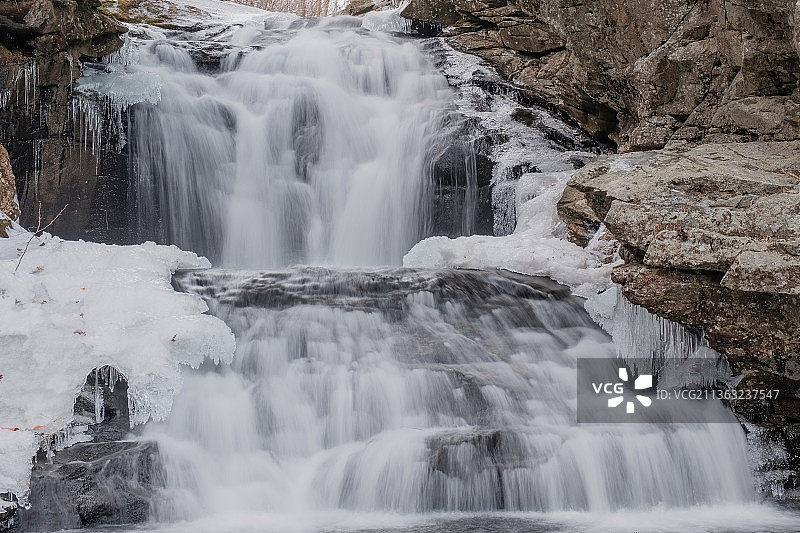 瀑布景观图片素材