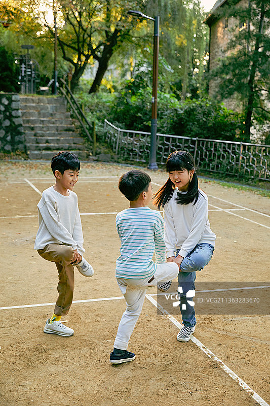 儿童玩耍的记忆图片素材