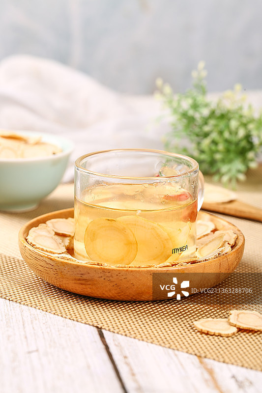 一杯西洋参茶图片素材