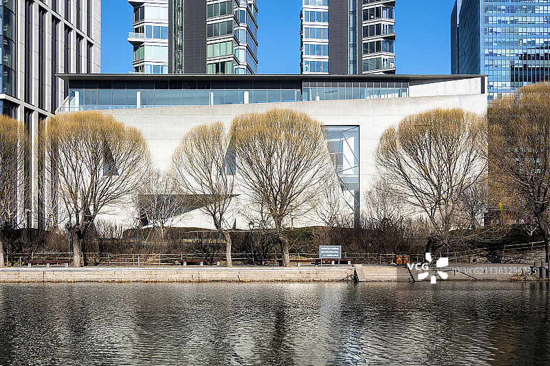 冬日暖阳北京亮马河畔安藤忠雄作品启皓美术馆图片素材