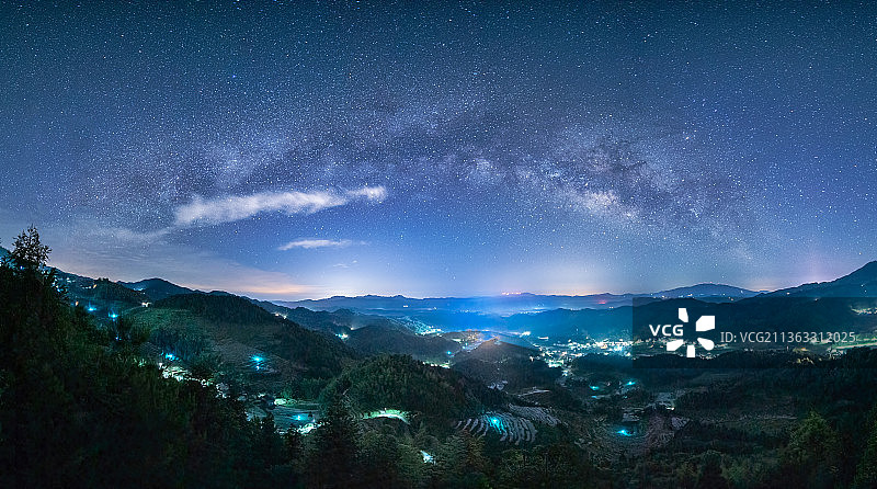 湖南省娄底市新化紫鹊界梯田风光图片素材