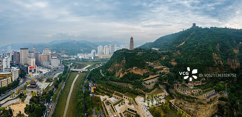 航拍延安宝塔山图片素材