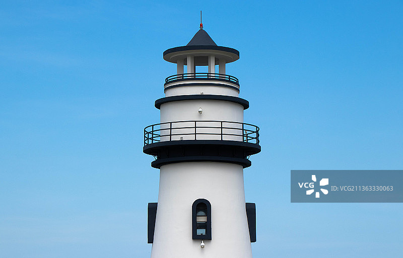 蓝天与灯塔图片素材