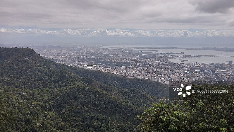 高角度城镇景观对天空图片素材