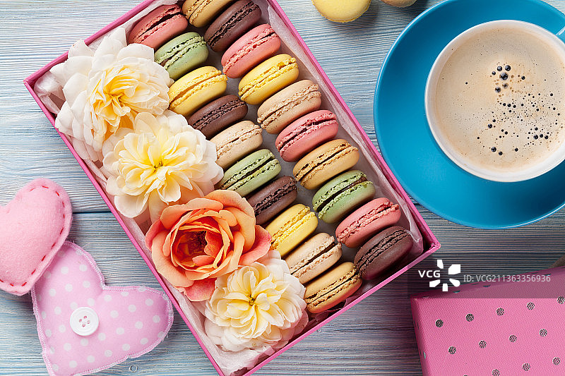 彩色马卡龙咖啡俯视图图片素材