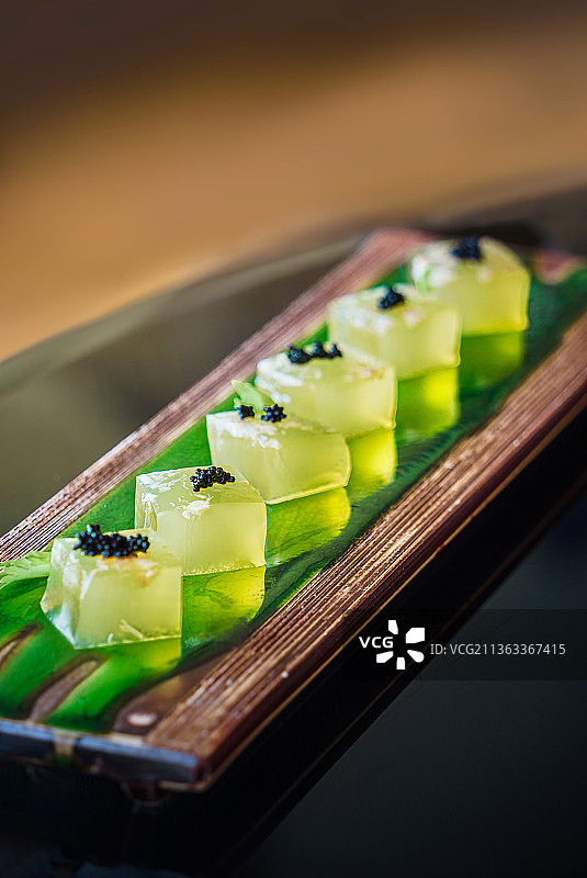 鱼子酱点心图片素材