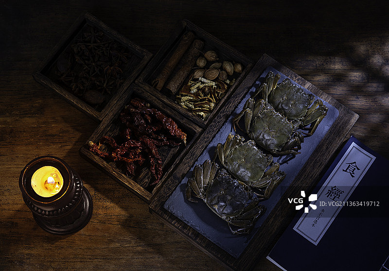 中国风暗调螃蟹大闸蟹河蟹活螃蟹图片素材