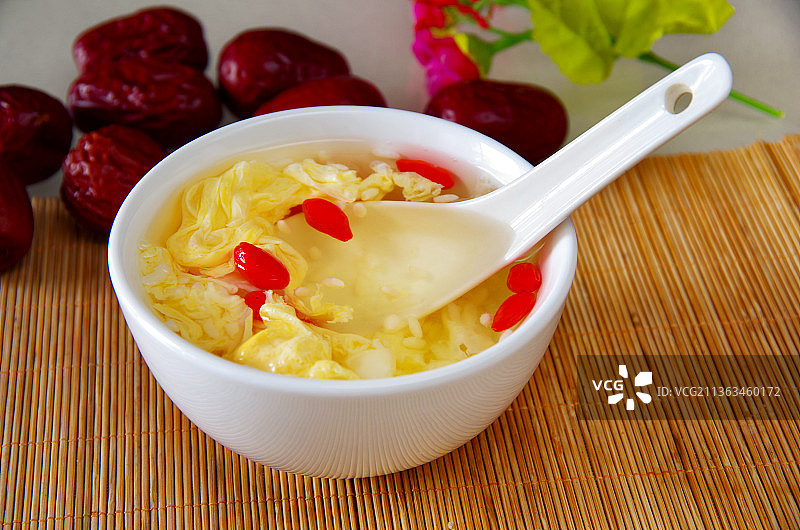 美食鸡蛋醪糟图片素材