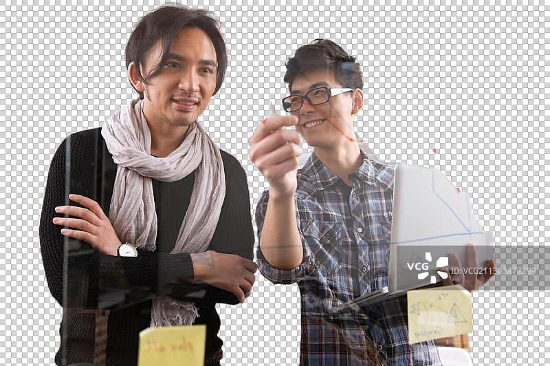 青春活力的年轻人快乐工作图片素材