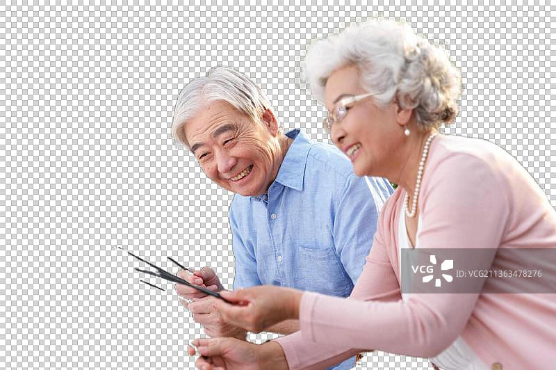 老年夫妇正在表演图片素材