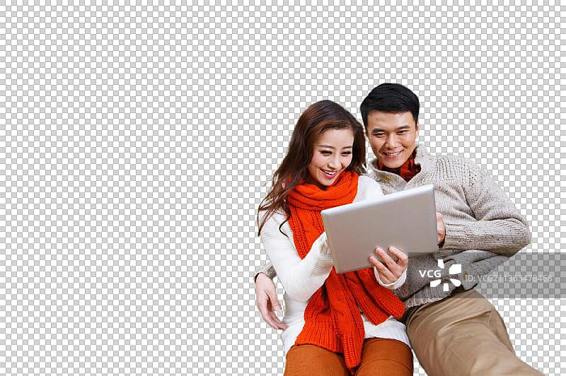 情侣在野外露营图片素材