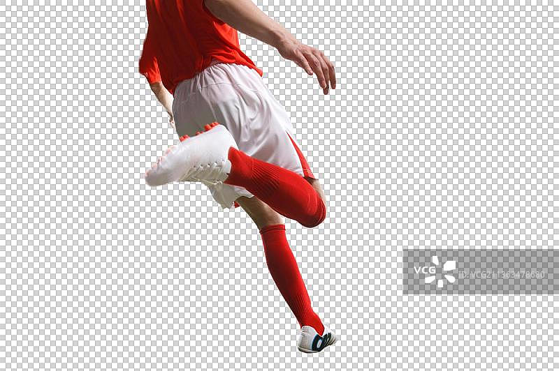 足球运动员踢球图片素材