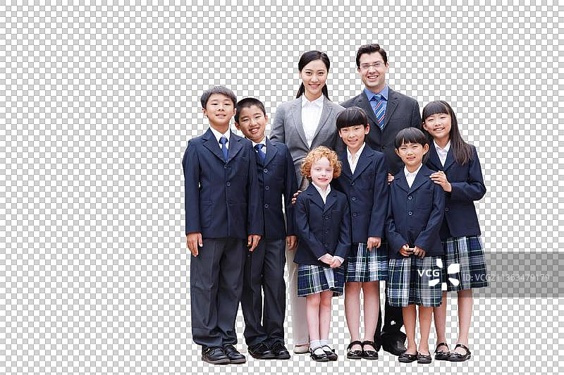 老师和小学生在校园里图片素材