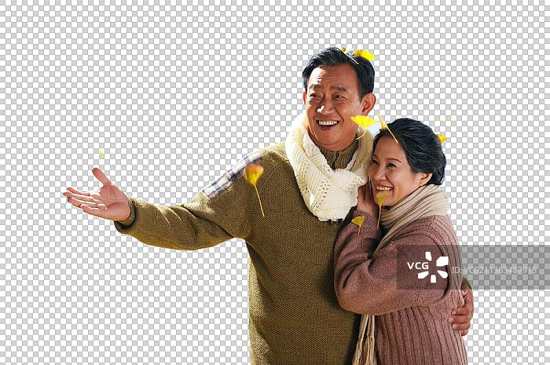 老年夫妇户外郊游图片素材