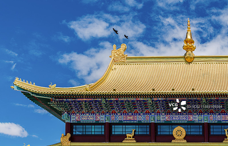 日喀则岗嘎镇珠峰观景台上的关帝庙一角图片素材