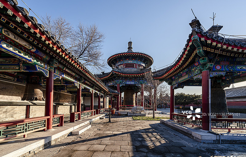 大钟寺的钟亭图片素材