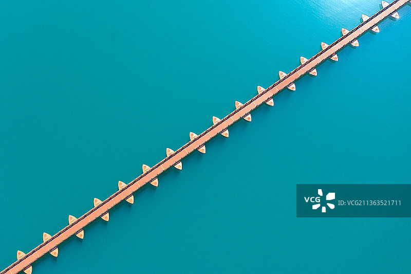 俯瞰马湖浮桥图片素材