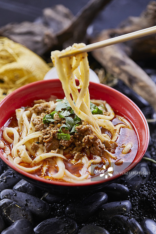 老大同肉沫刀削面图片素材