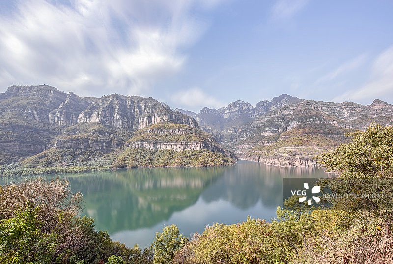 河南林州市石板岩太行大峡谷风景区太行平湖风光图片素材
