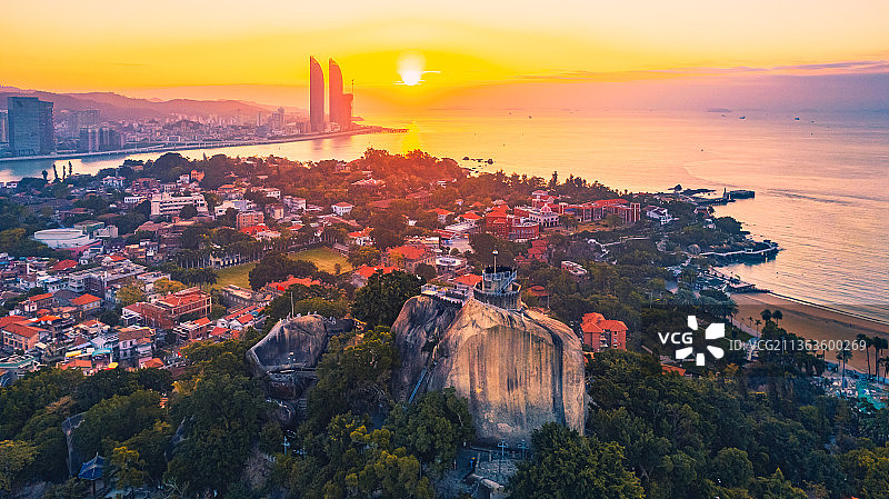 2022新年的第一缕阳光图片素材