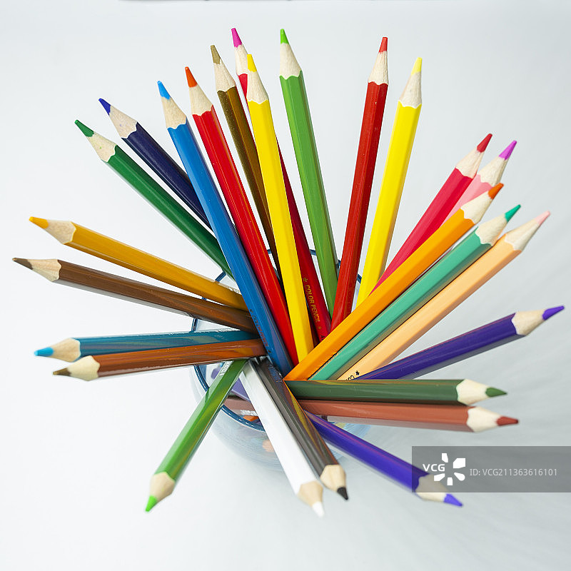 彩色铅笔创意静物拍摄图片素材
