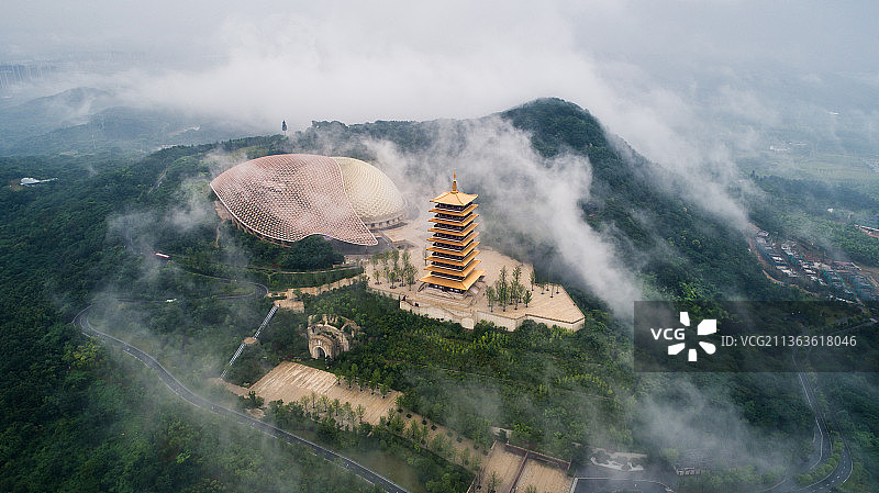 南京牛首山云雾图片素材