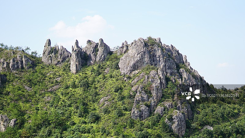 怪石嶙峋图片素材