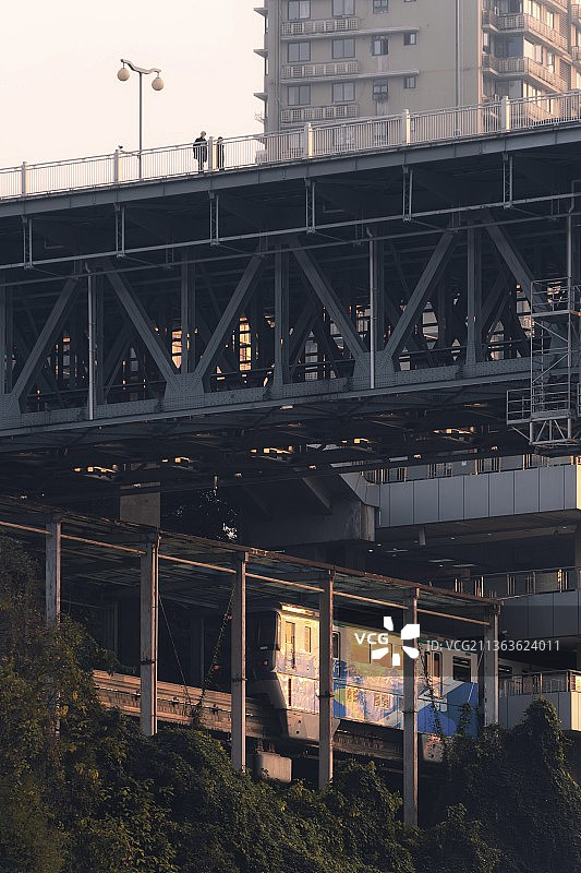 爱人错过图片素材