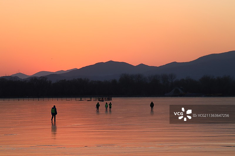 颐和园开始建溜冰场了图片素材