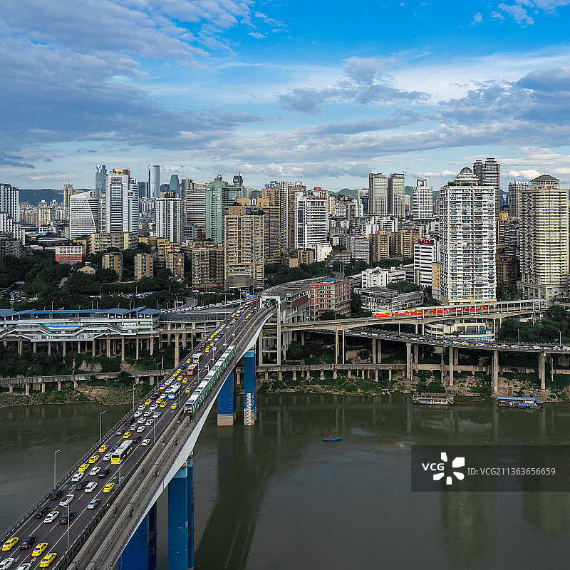 重庆 地铁 轻轨二号线 牛角沱图片素材