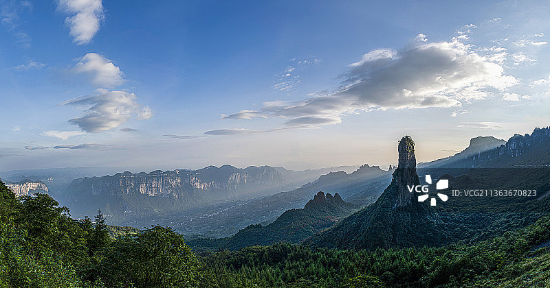 秘境恩施大峡谷--石笋图片素材