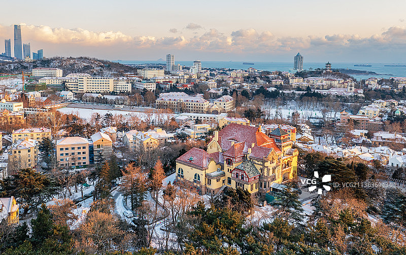 雪后青岛城市风光图片素材