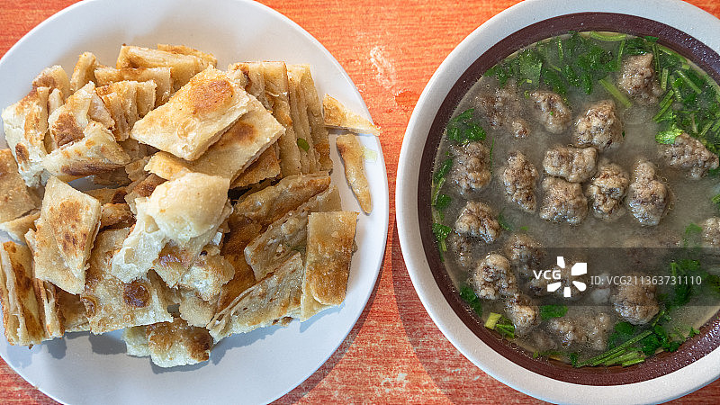 中国传统美食焦作博爱牛肉丸子汤图片素材