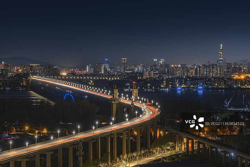 江苏省南京市长江大桥夜景图片素材