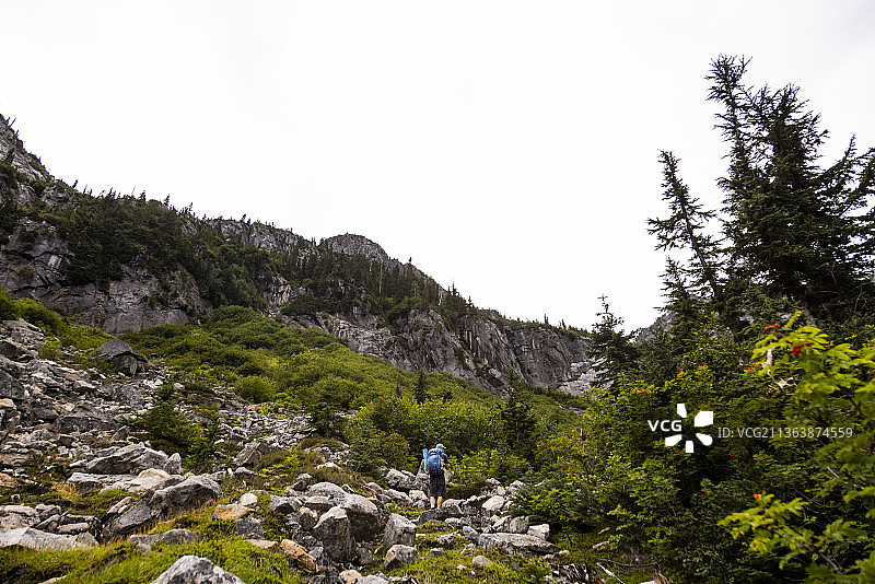 北喀斯喀特山脉月神峰图片素材