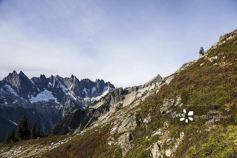 北喀斯喀特山脉月神峰图片素材