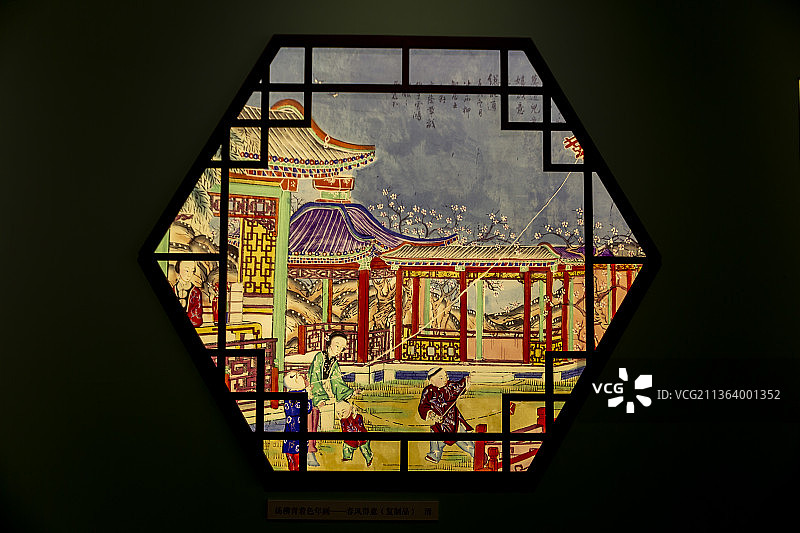 首都博物馆“北京岁时节令文化系列展”：杨柳青着色年画——春风得意（清）图片素材