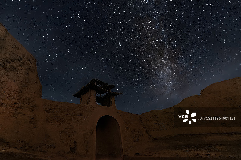 古城冬夜图片素材